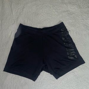 Men’s Black Gymshark Shorts